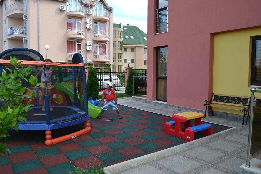 Apart Lev Ravda Buitenkant foto