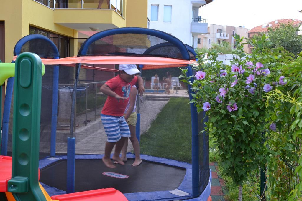 Apart Lev Ravda Buitenkant foto
