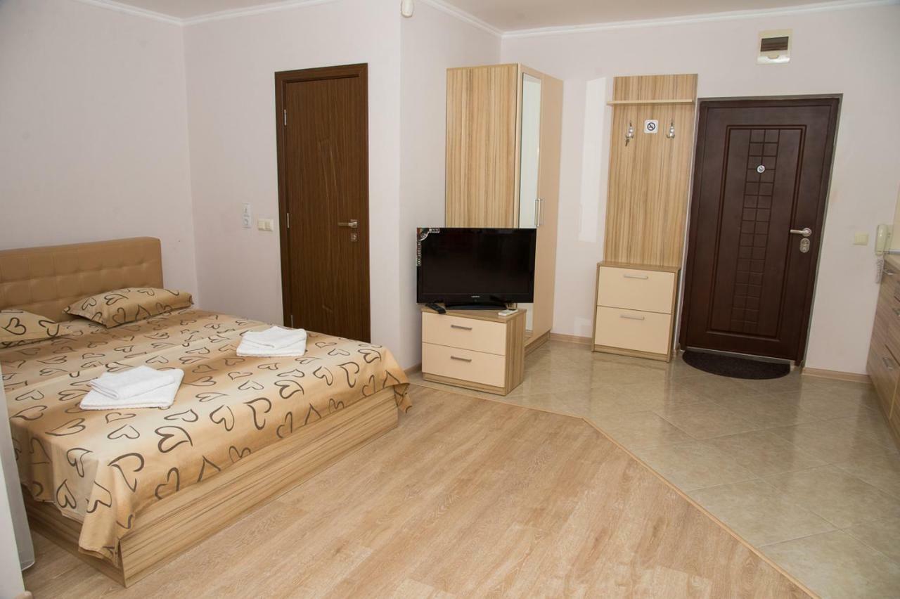 Apart Lev Ravda Buitenkant foto