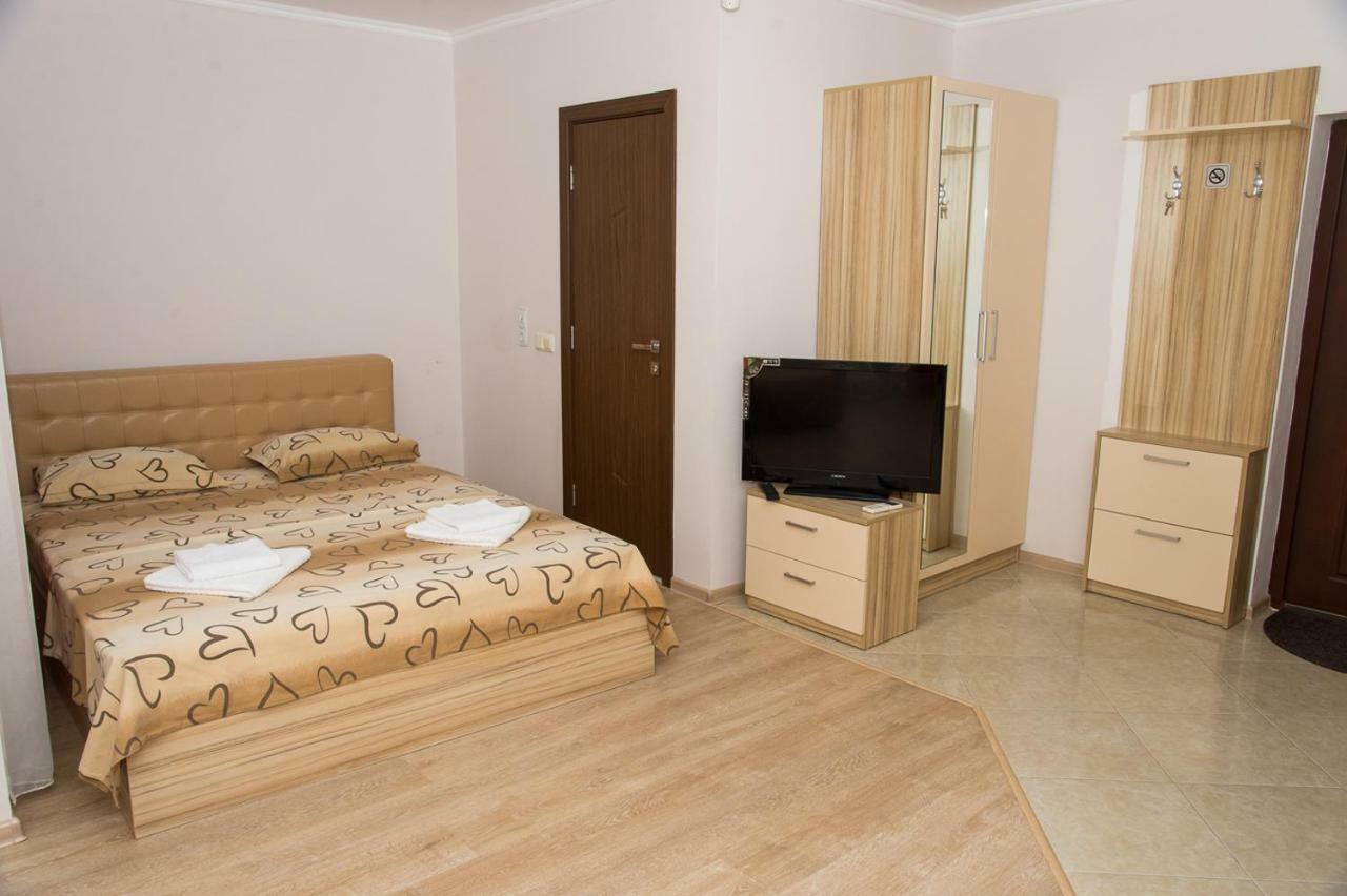 Apart Lev Ravda Buitenkant foto